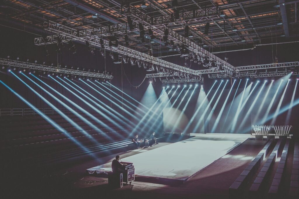 Professional event production Rome featuring custom stage design and LED screens.